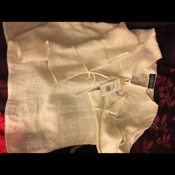 Cute white summer blouse - Picture 3 of 4